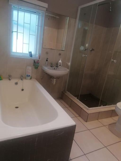 Holiday home Calmness In Claremont Cape Town