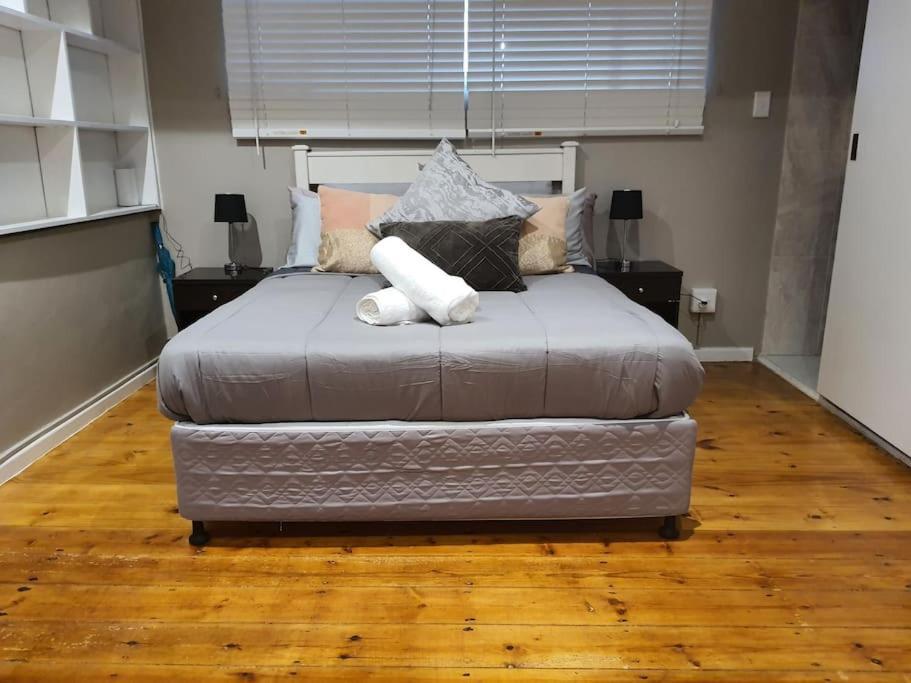 Calmness In Claremont Holiday home